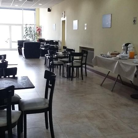 Hotel Atlantico 里瓦达维亚海军准将城 外观 照片